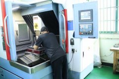 精密硅橡膠制品模具開模設備，降低產品誤差
